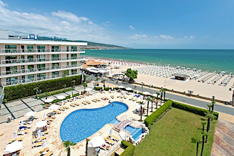Evrika Beach Club